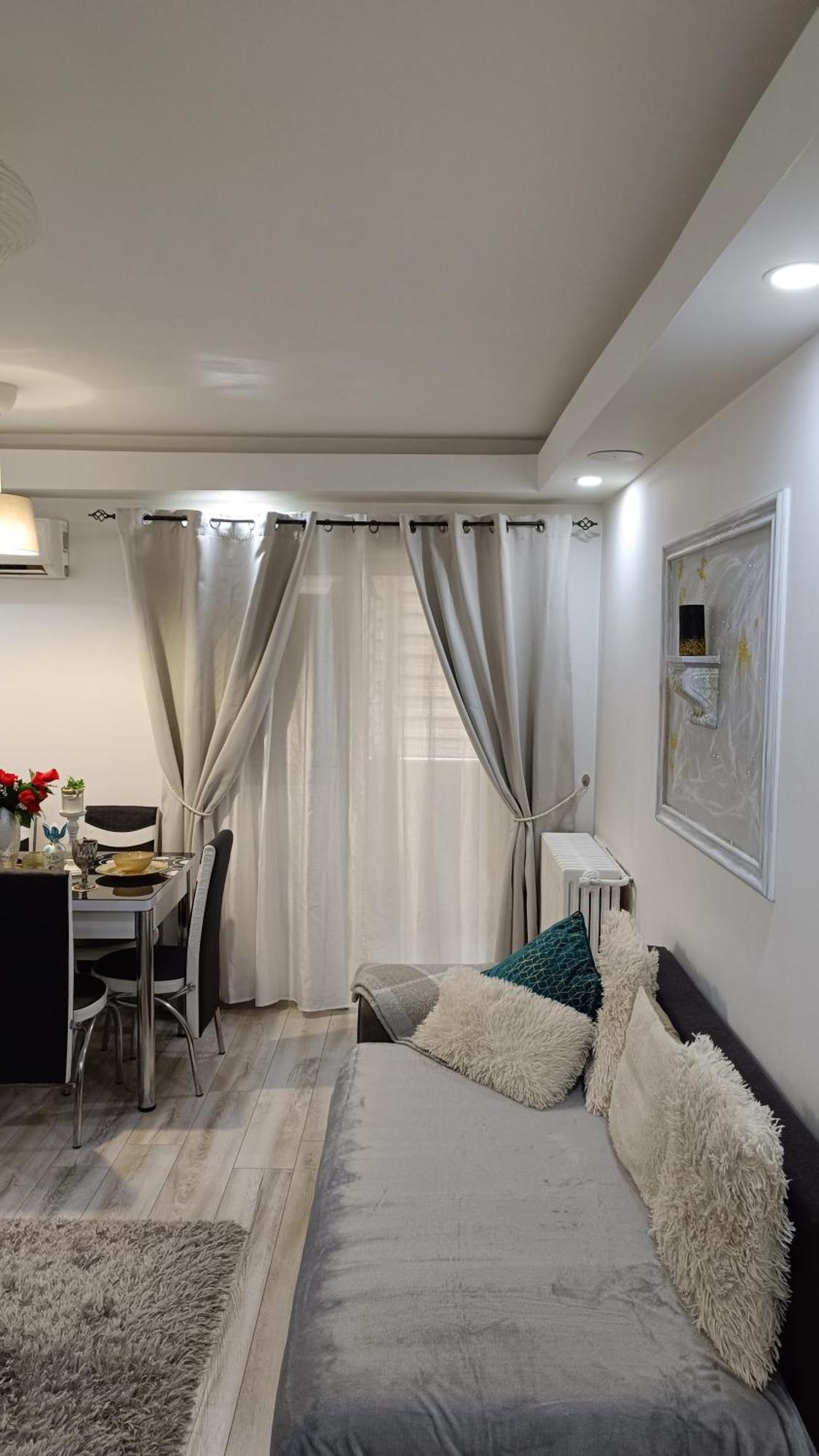 Sistem Apartament 3 Camere! Bucarest Esterno foto