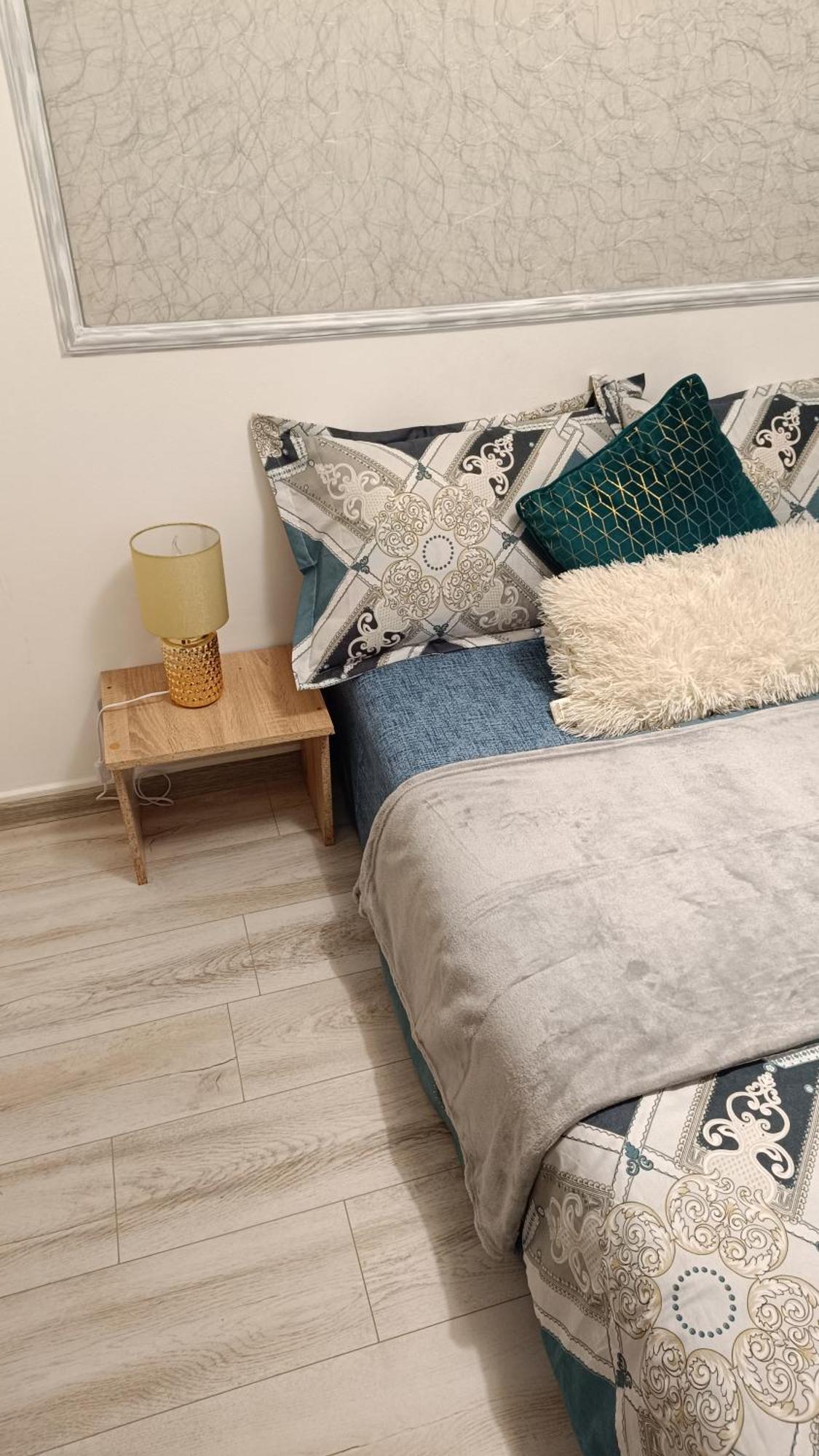 Sistem Apartament 3 Camere! Bucarest Esterno foto